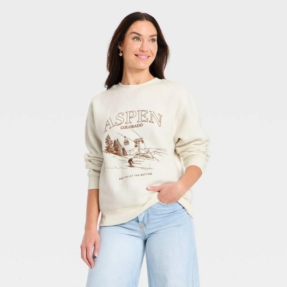 Universal Thread Cream Aspen Graphic Sweatshirt